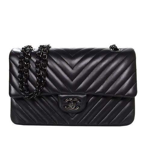 chanel so black chevron